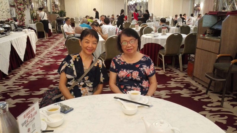 From right to left: Guo Fang and her eldest daughter Jiansheng in Guangzhou, China
