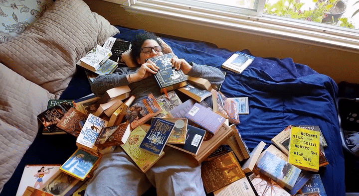 7 Signs You’re Way Too Into Reading